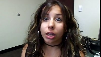 CASTING Video de Primero temporizador Violeta hughes - Carga Mi Boca