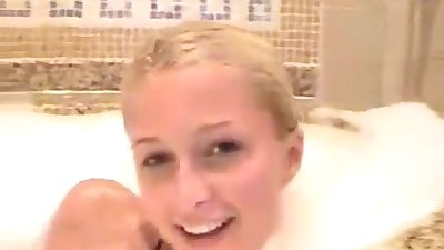 Paris Hilton Duş Teyp sızan