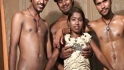 بھارتی سونیا ہو جاتا ہے mauledin gangband