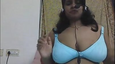 インド アマチュア 大きな Boob poonam Bhabhi 月 ライブ cam ショー masturbating