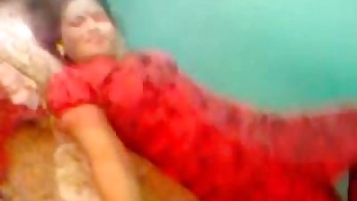 Sexy rojo sari Bhabhi mierda Su Novio
